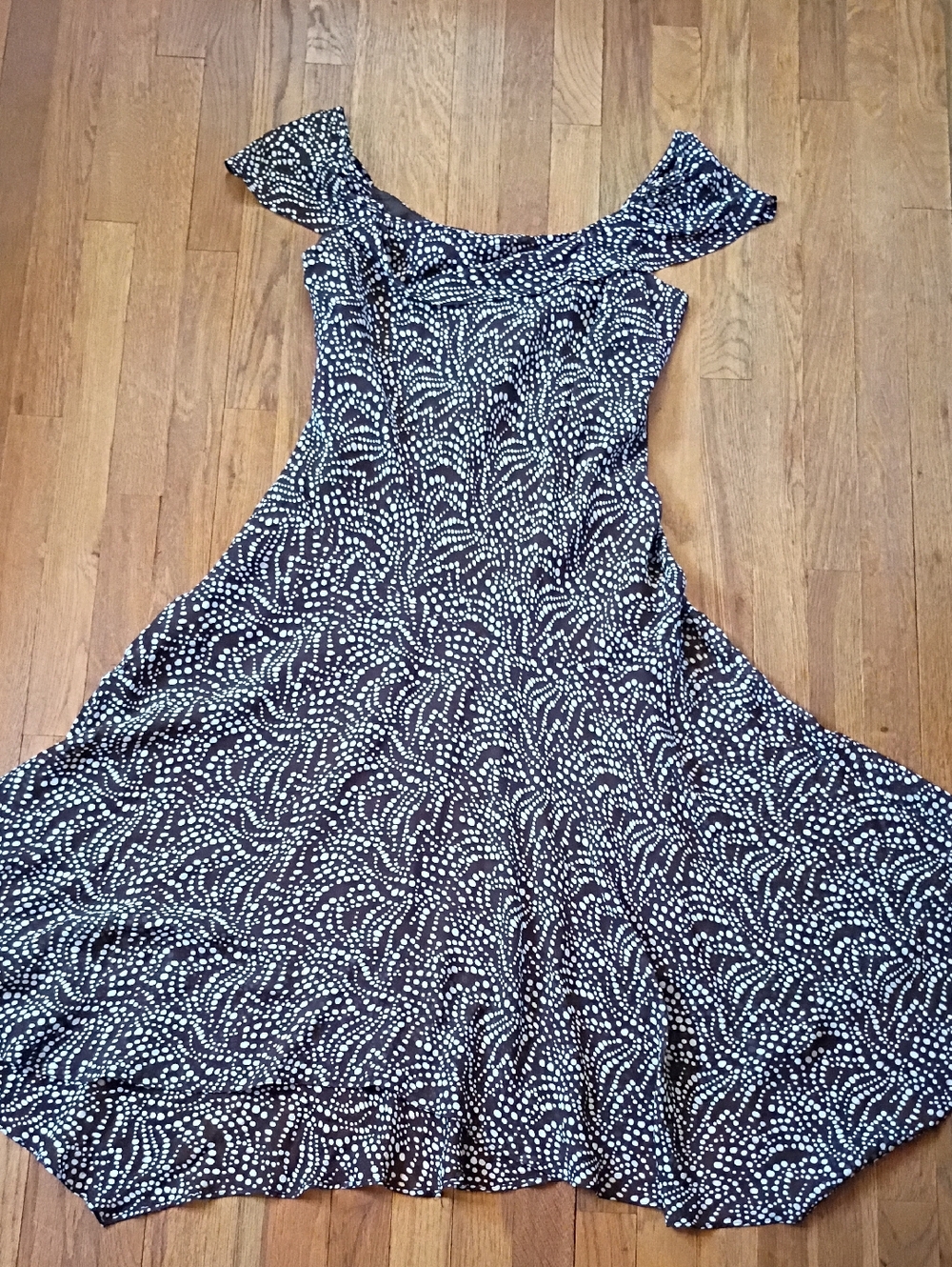 Vintage Classic Evan-Picone Design Brown And White Abstract